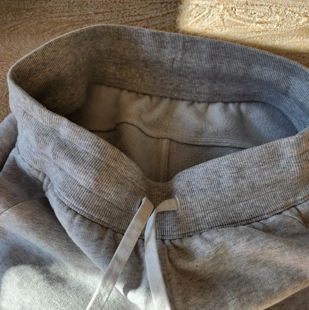 lululemon scuba joggers gray size 6 - Picture 3 of 4